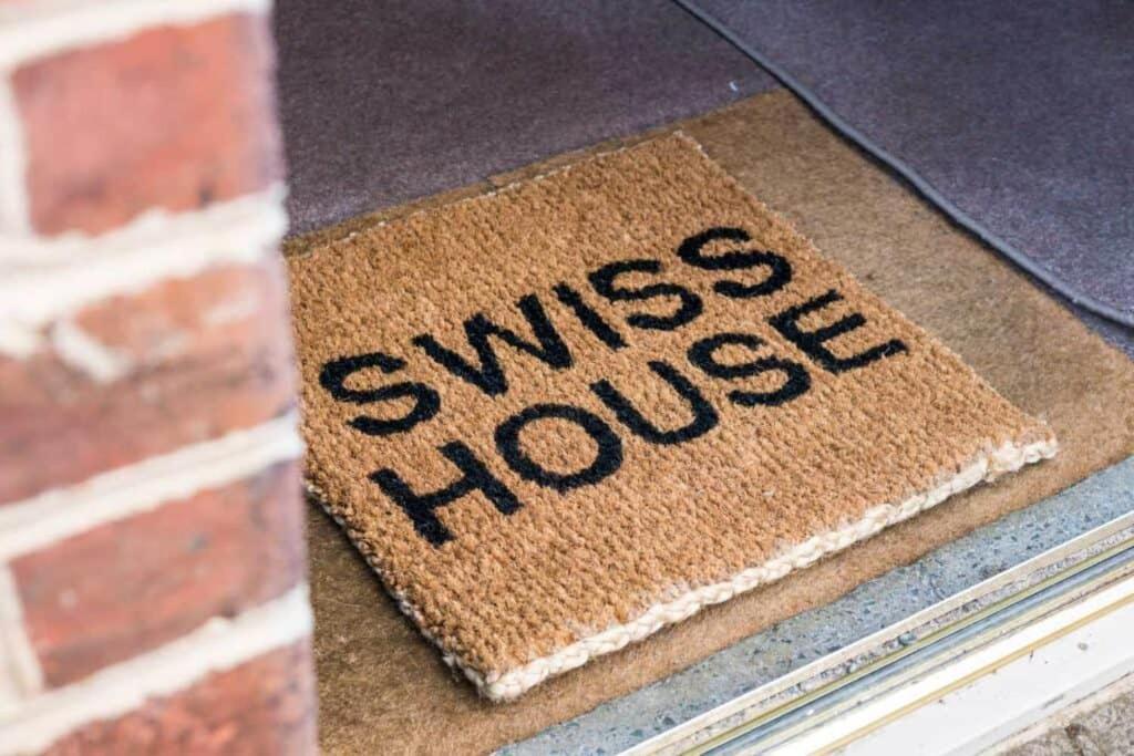 Swiss House B&B Castleton  Exterior foto